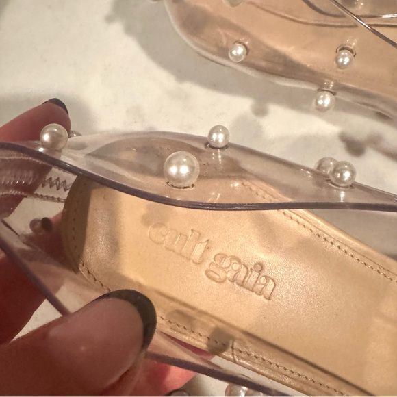 Cult Gaia Roxy Pearl Adorned Pointed Toe Clear Kitten Heels Size 39.5/9.5 - Picture 4 of 7
